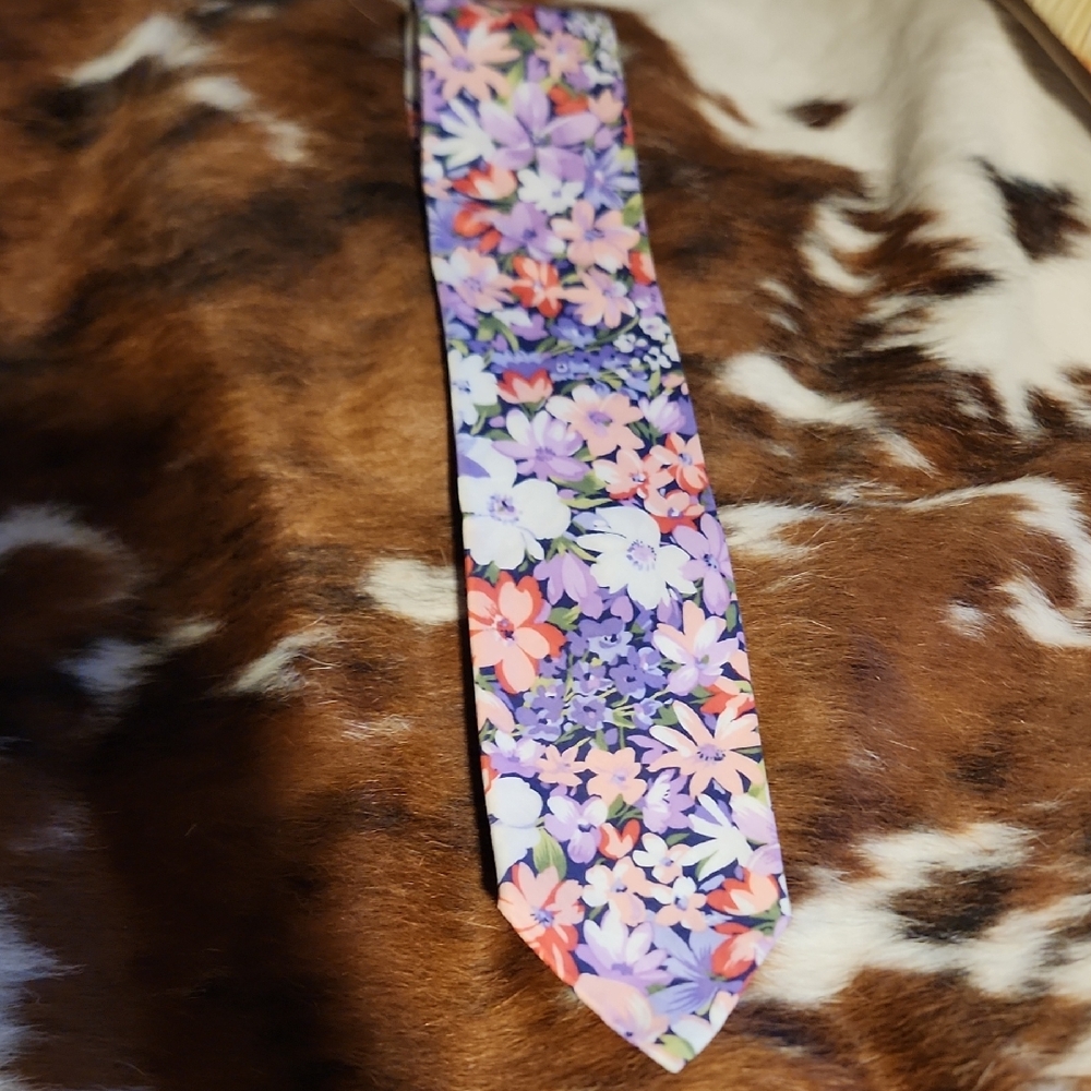 Eaton Cotton Floral Men's Tie